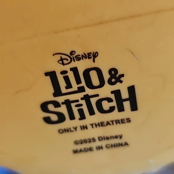 '25 Exclusive Disney Lilo & Stitch Pineapple Popcorn Bucket & Coconut Head Cup - Picture 2 of 4